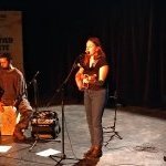 Prestation du groupe Au coin de la rue